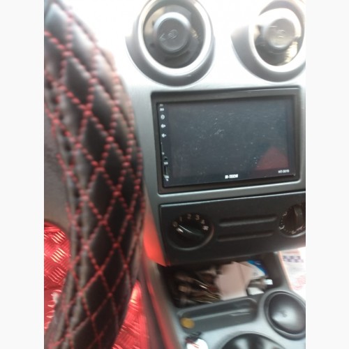 Ford Fiesta Sed. Personnalité 1.0 8V 4p