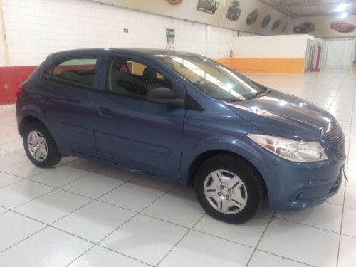 GM - Chevrolet ONIX HATCH LS 1.0 8V FlexPower 5p Mec.
