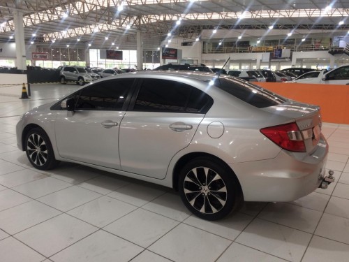 Honda Civic Sedan LXR 2.0 Flexone 16V Aut. 4p