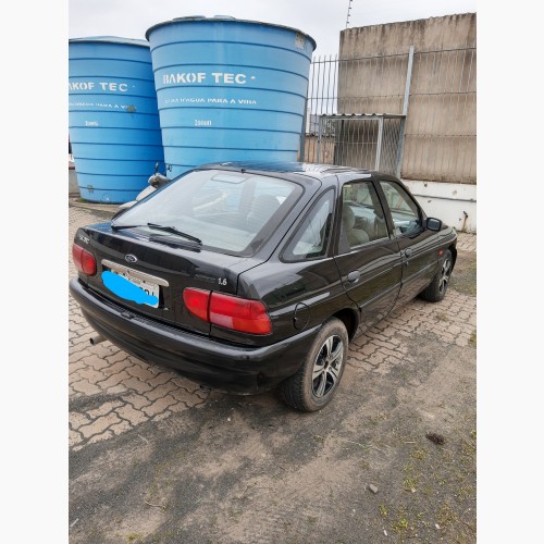 Ford Escort GL 1.6 MPI