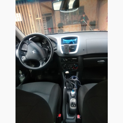Peugeot 207 XR 1.4 Flex 8V 5p