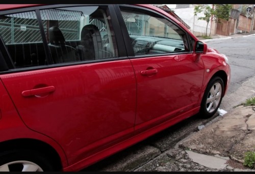 Foto do veículo Nissan TIIDA SL 1.8/1.8 Flex 16V  Mec. 2012/2011 ID: 84735