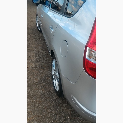 Hyundai i30cw 2.0 16V 145cv Aut. 5p