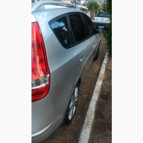 Hyundai i30cw 2.0 16V 145cv Aut. 5p