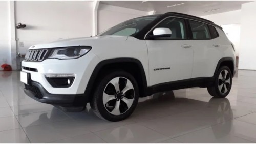 Jeep COMPASS LONGITUDE 2.0 4x2 Flex 16V Aut. Jeep COMPASS LONGITUDE 2.0 4x2 Flex 16V Aut. 2018/2017