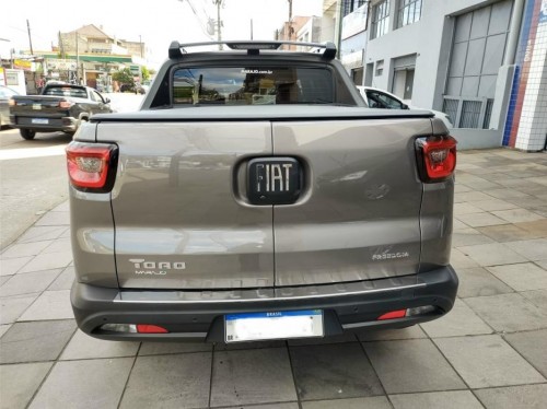 Fiat Toro Freedom 1.8 16V Flex Aut.