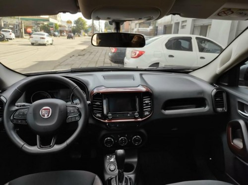 Fiat Toro Freedom 1.8 16V Flex Aut.