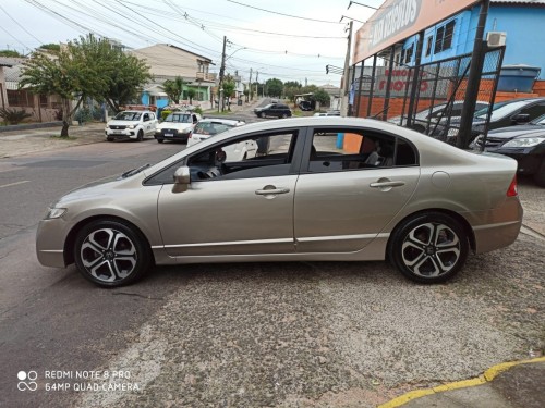 Honda Civic Sedan LXS 1.8/1.8 Flex 16V Aut. 4p