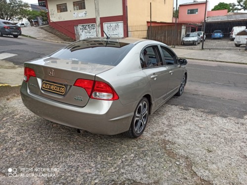 Honda Civic Sedan LXS 1.8/1.8 Flex 16V Aut. 4p