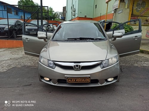 Honda Civic Sedan LXS 1.8/1.8 Flex 16V Aut. 4p