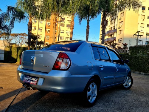 Renault Clio Sed. Privilège Hi-Flex 1.6 16V 4p