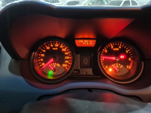 Foto do veículo Renault Megane Sedan Expression Hi-Flex 1.6 16V 2008/2008 ID: 86832