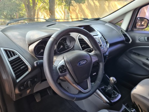 Ford EcoSport SE 1.6 16V Flex 5p Mec.