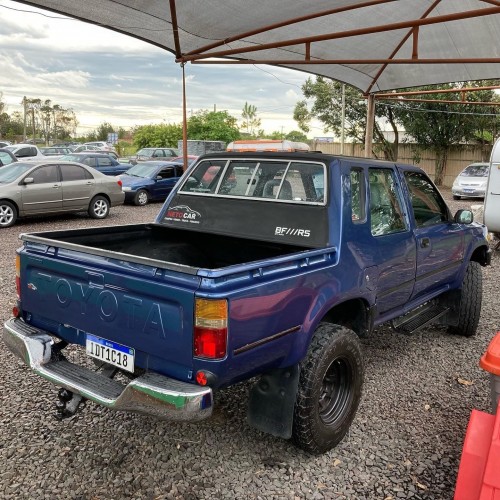 Toyota Hilux CD 4x4 2.8 Diesel Mec.