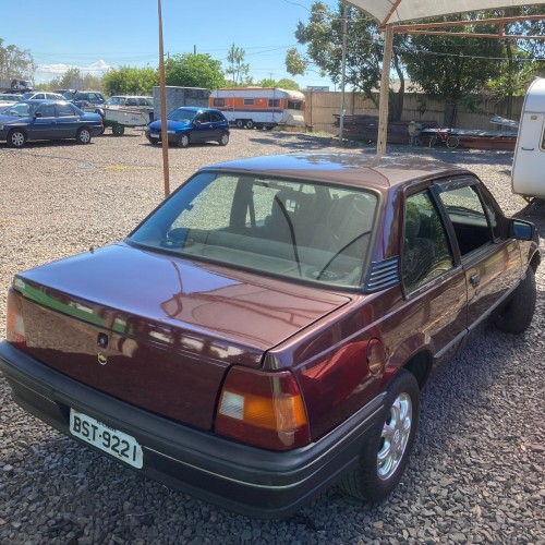 GM - Chevrolet Monza Classic SE 2.0 /MPFI e EFI 2p e 4p