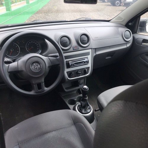 VW - VolksWagen Gol (novo) 1.0 Mi Total Flex 8V 4p