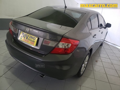 Honda Civic Sedan LXS 1.8/1.8 Flex 16V Aut. 4p