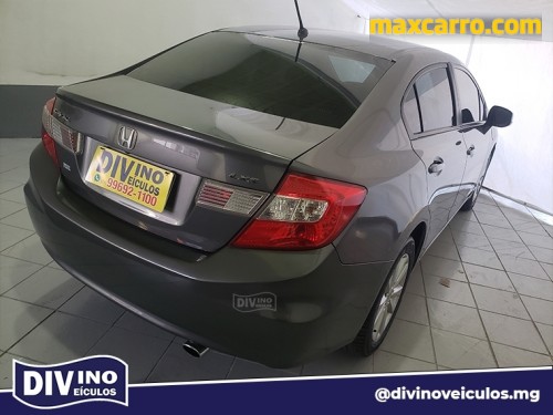 Honda Civic Sedan LXS 1.8/1.8 Flex 16V Aut. 4p