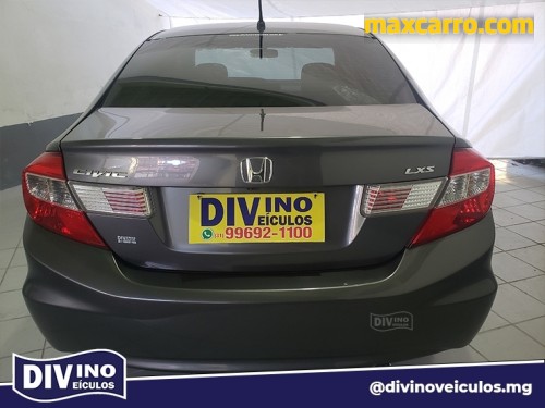 Honda Civic Sedan LXS 1.8/1.8 Flex 16V Aut. 4p