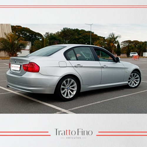 BMW 320i