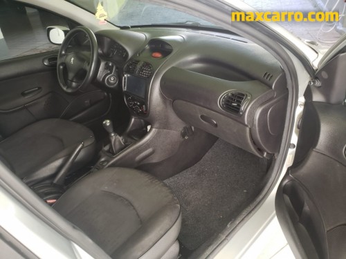 Peugeot 206 Presence 1.4/ 1.4 Flex 8V 5p