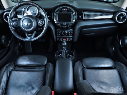 Foto do veículo MINI COOPER S 2.0 Turbo 16v 3p Aut. 2015/2015 ID: 87461