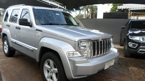 Jeep Cherokee Limited 3.7 4x4 V6 12V Aut.