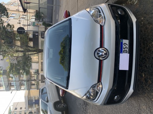 VW - VolksWagen up! move 1.0 TSI Total Flex 12V 5p