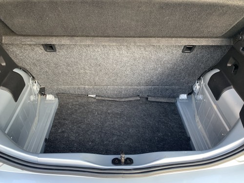 VW - VolksWagen up! move 1.0 TSI Total Flex 12V 5p