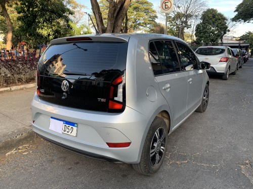 VW - VolksWagen up! move 1.0 TSI Total Flex 12V 5p