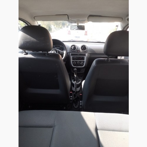 VW - VolksWagen Gol (novo) 1.0 Mi Total Flex 8V 4p