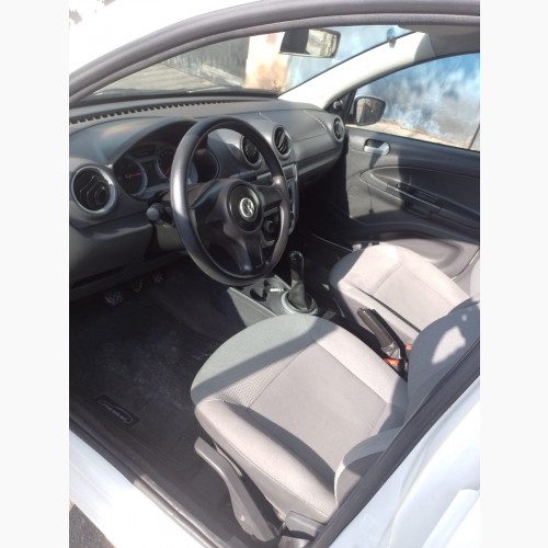 VW - VolksWagen Gol (novo) 1.0 Mi Total Flex 8V 4p