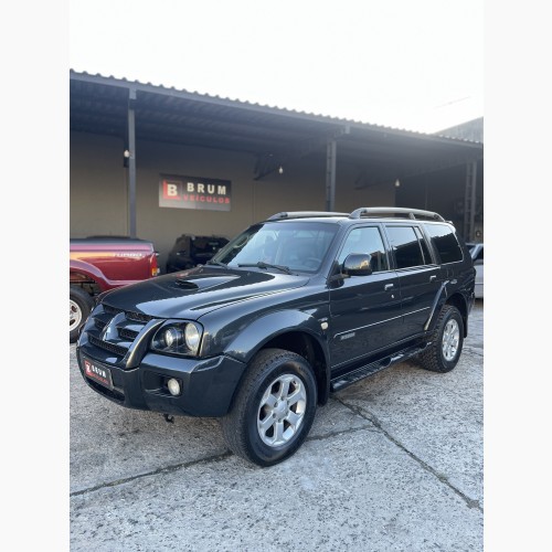 Mitsubishi Pajero Sport 3.0 4x4 V6 Mec./Aut.