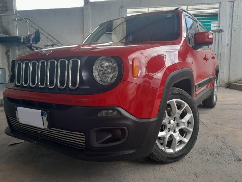 Foto do veículo Jeep Renegade Longitude 1.8 4x2 Flex 16V Aut. 2016/2015 ID: 88002