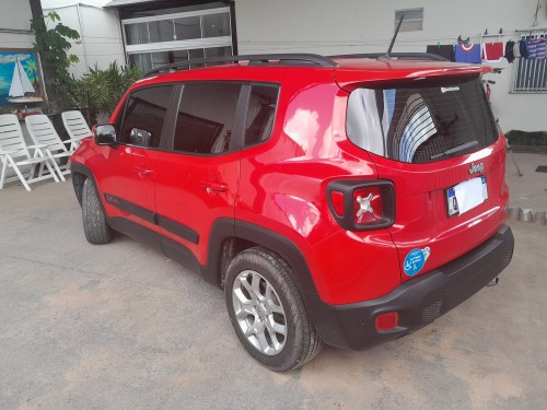 Foto do veículo Jeep Renegade Longitude 1.8 4x2 Flex 16V Aut. 2016/2015 ID: 88002