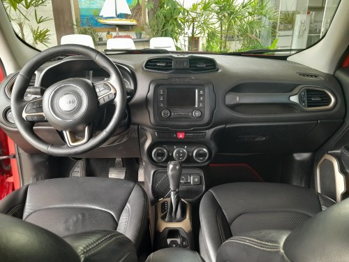 Foto do veículo Jeep Renegade Longitude 1.8 4x2 Flex 16V Aut. 2016/2015 ID: 88002