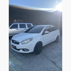 Fiat Grand Siena ESSENCE Dual. 1.6 Flex 16V 2013/2013