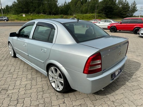 GM - Chevrolet Astra Sed. Advant. 2.0 8V MPFI FlexP. 4p