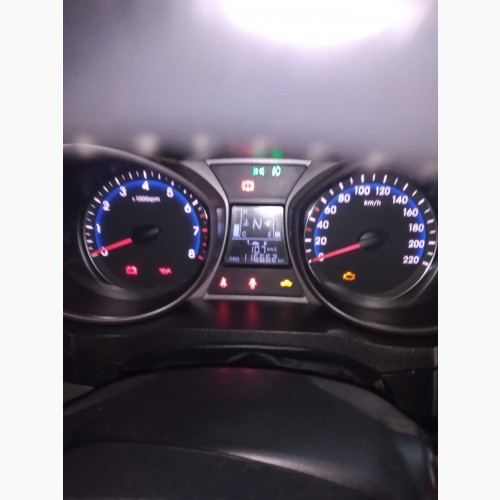 Hyundai HB20X Premium 1.6 Flex 16V Aut.