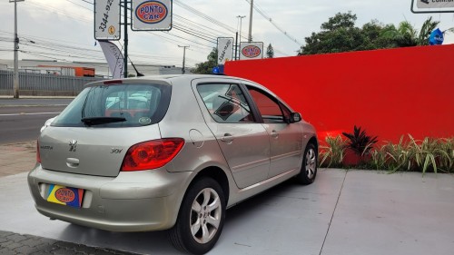 Peugeot 307 Presence 2.0 Flex 16V 5p Aut.