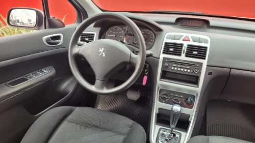 Peugeot 307 Presence 2.0 Flex 16V 5p Aut.