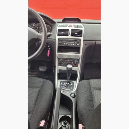 Peugeot 307 Presence 2.0 Flex 16V 5p Aut.