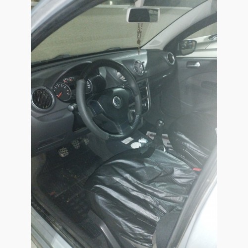 VW - VolksWagen VOYAGE TREND 1.6 Mi Total Flex 8V 4p