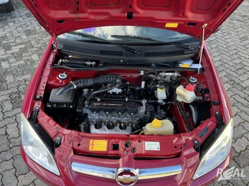 GM - Chevrolet PRISMA  Sed. Maxx/ LT 1.4 8V ECONOF. 4p