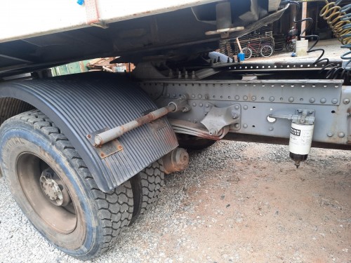 VOLVO NH-12 380 4x2 2p (diesel)