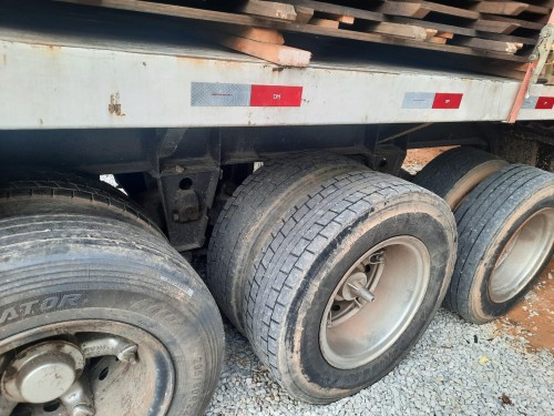 VOLVO NH-12 380 4x2 2p (diesel)