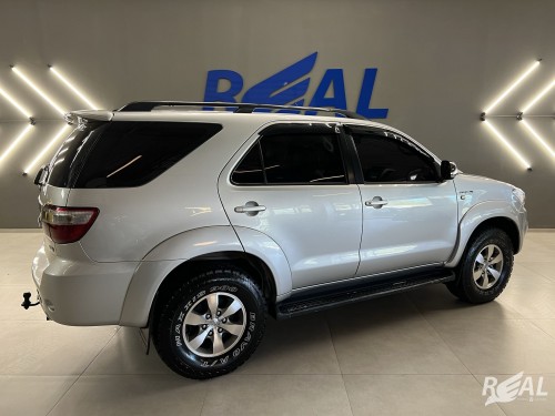 Toyota Hilux CD SRV D4-D 4x4 3.0 TDI Diesel Aut