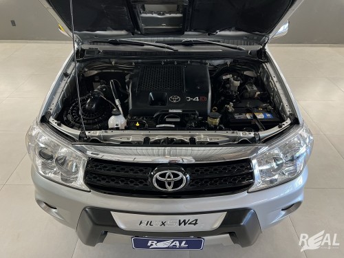 Toyota Hilux CD SRV D4-D 4x4 3.0 TDI Diesel Aut