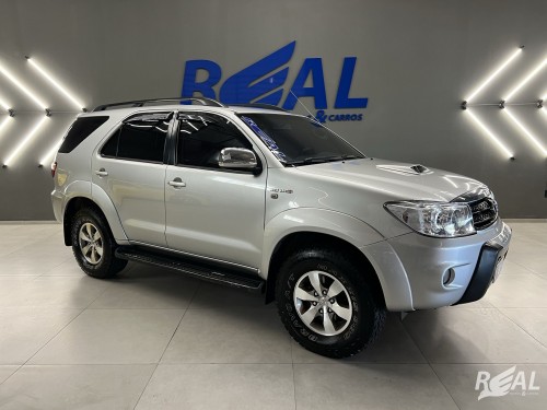 Toyota Hilux CD SRV D4-D 4x4 3.0 TDI Diesel Aut