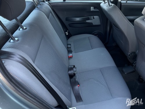 VW - VolksWagen Fox 1.0 Mi Total Flex 8V 5p